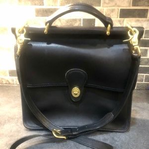 Vintage Coach Willis Crossbody Black leather bag